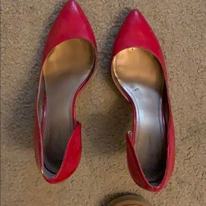 BCBG red pumps